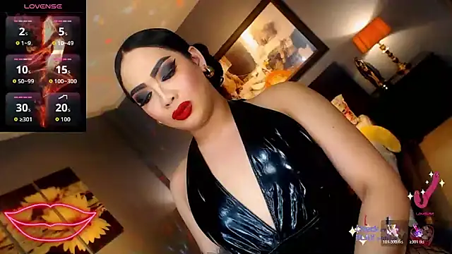 FridaHumphrey online show from April 2026 07:41:01 PM