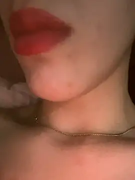 Mimisixo online show from September 2025 01:02:01 PM