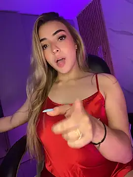 Snapshot of KYLIE_JONES6 chatting on June 2026 01:41:02 AM KYLIE JONES6 online show from June 2026 01:41:02 AM