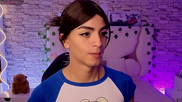 LIHIAN TAY online show from February 2026 12:16:01 PM