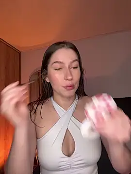 Agata Holman online show from March 2026 09:42:02 PM