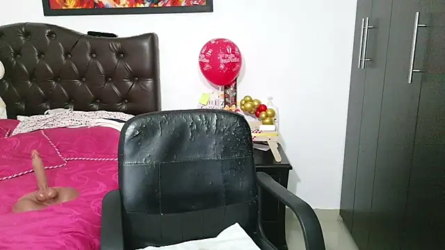 Grace mature milf online show from May 2026 11:39:02 AM