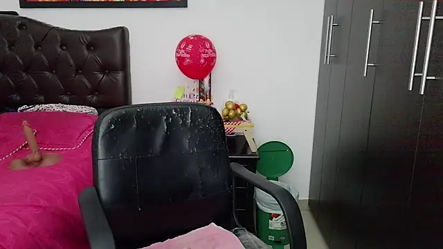 Snapshot of Grace_mature_milf chatting on June 2026 09:55:02 AM Grace mature milf online show from June 2026 09:55:02 AM