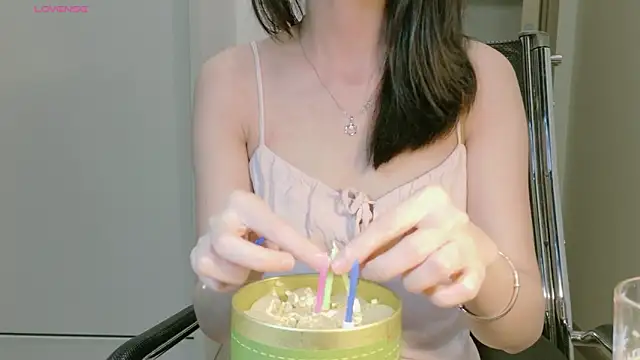 Ryeon 99 online show from March 2026 03:23:01 PM