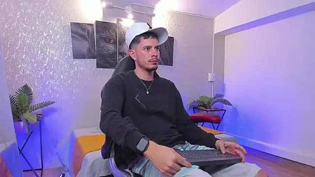 nils saint online show from November 2025 04:02:02 AM