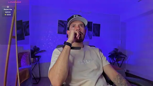 nils saint online show from December 2025 03:57:01 AM