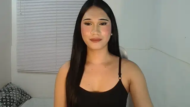 Snapshot of Leighs_Celine chatting on February 2026 03:04:02 PM Leighs Celine online show from February 2026 03:04:02 PM