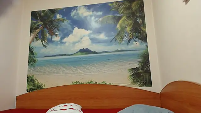 Maryem637048 online show from November 2025 01:56:02 PM