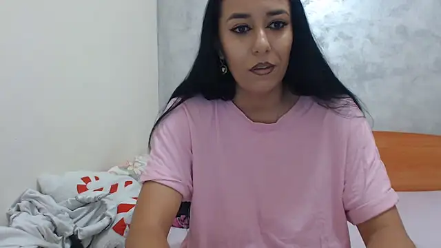 Snapshot of Maryem637048 chatting on June 2026 01:36:01 PM Maryem637048 online show from June 2026 01:36:01 PM