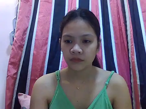 sweetcherry23 online show from December 2025 01:11:01 AM