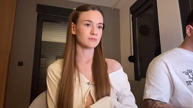 Snapshot of TenDouble chatting on September 2025 08:20:02 PM TenDouble online show from September 2025 08:20:02 PM