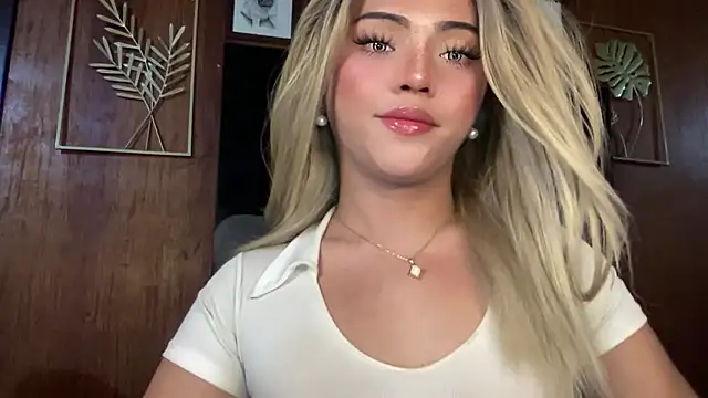 calimonroe online show from January 2026 06:43:02 PM