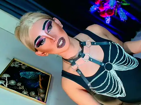 Queen yasii 88 online show from October 2025 03:56:02 PM