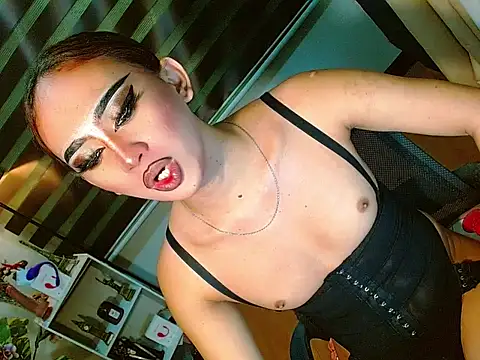 Queen yasii 88 online show from April 2026 06:52:01 PM