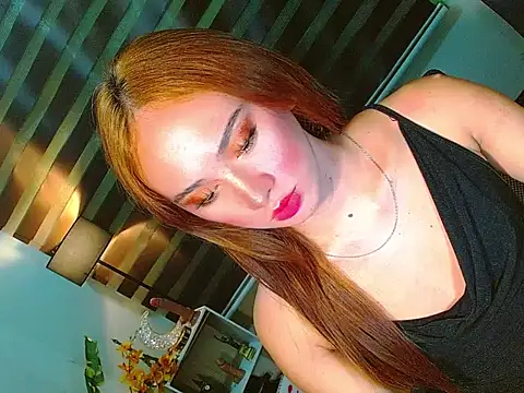 Snapshot of Queen_yasii_88 chatting on June 2026 06:51:02 PM Queen yasii 88 online show from June 2026 06:51:02 PM
