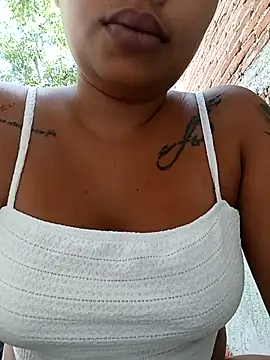 Naomi-Summer online show from November 2025 04:44:01 PM