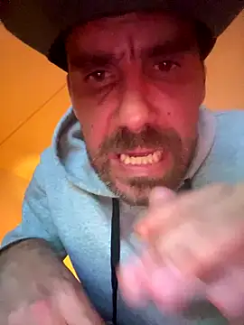 thepenisher777 online show from September 2025 04:45:01 AM