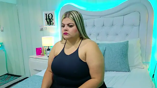 KiimBrooks online show from October 2025 11:00:02 AM