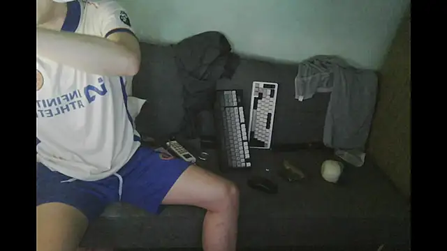boyhigh1997 online show from July 2026 04:10:01 PM