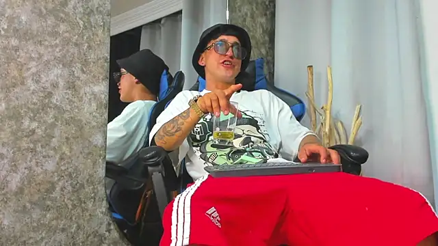 damiann wilians24 online show from September 2025 03:40:01 AM