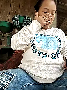 Snapshot of Rioo122 chatting on October 2025 01:47:02 AM Rioo122 online show from October 2025 01:47:02 AM