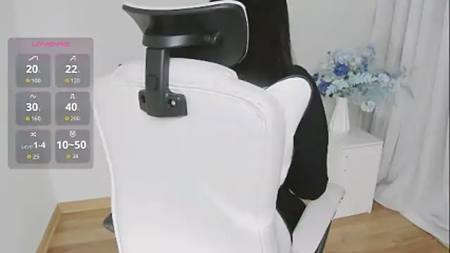 -Rose-Lucky- online show from February 2026 01:20:01 AM