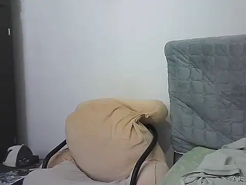 morenocabro10 online show from November 2025 01:49:02 AM