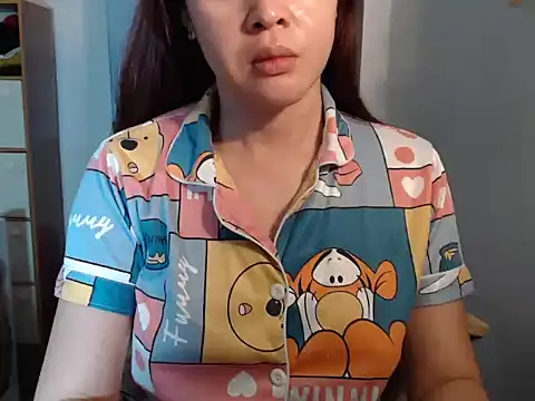 Snapshot of dakog_lubot1988 chatting on June 2026 08:33:02 PM dakog lubot1988 online show from June 2026 08:33:02 PM