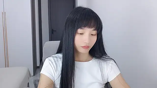 Lisa-3333 online show from September 2025 02:09:02 PM