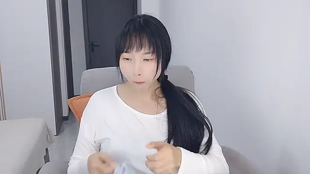 Lisa-3333 online show from November 2025 03:00:01 PM