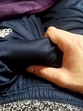 Snapshot of idhem___31 chatting on March 2026 12:23:02 PM idhem 31 online show from March 2026 12:23:02 PM