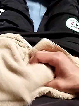 Snapshot of idhem___31 chatting on March 2026 11:46:01 AM idhem 31 online show from March 2026 11:46:01 AM