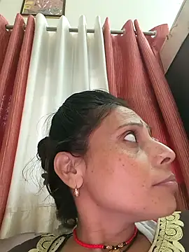 Snapshot of ISHANI-SINGH chatting on December 2025 11:41:01 AM ISHANI-SINGH online show from December 2025 11:41:01 AM