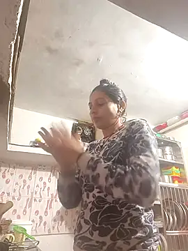 Snapshot of ISHANI-SINGH chatting on December 2025 03:03:02 AM ISHANI-SINGH online show from December 2025 03:03:02 AM