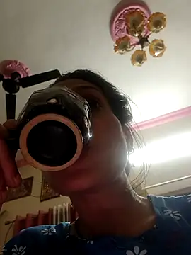 Snapshot of ISHANI-SINGH chatting on February 2026 02:02:01 PM ISHANI-SINGH online show from February 2026 02:02:01 PM