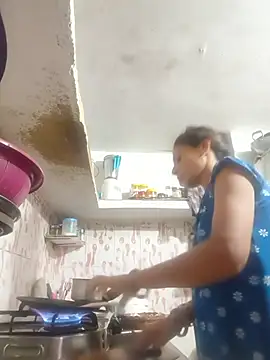 Snapshot of ISHANI-SINGH chatting on July 2026 02:51:01 AM ISHANI-SINGH online show from July 2026 02:51:01 AM