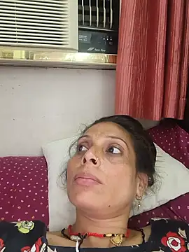 Snapshot of ISHANI-SINGH chatting on July 2026 01:03:01 PM ISHANI-SINGH online show from July 2026 01:03:01 PM