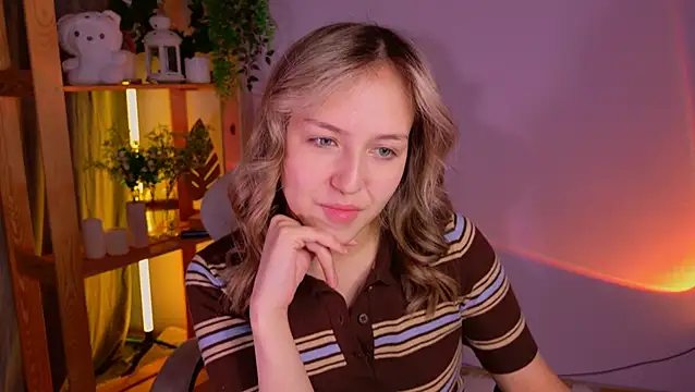Snapshot of CindySparkl chatting on May 2026 04:20:01 AM CindySparkl online show from May 2026 04:20:01 AM