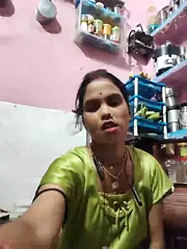 Snapshot of Cut_ragni chatting on August 2026 05:26:02 PM Cut ragni online show from August 2026 05:26:02 PM