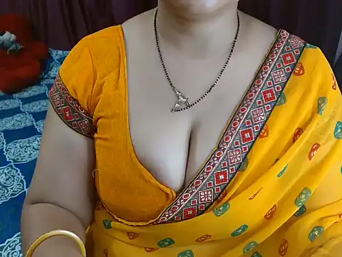 Snapshot of Hot_anika_ chatting on June 2026 11:19:01 PM Hot anika online show from June 2026 11:19:01 PM