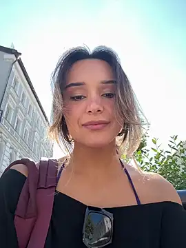 Snapshot of Chloe_Ravens chatting on July 2026 06:22:01 AM Chloe Ravens online show from July 2026 06:22:01 AM