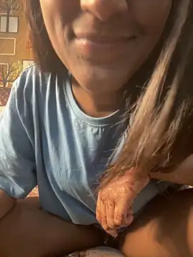 mickle james online show from March 2026 07:30:01 PM