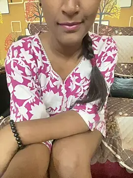 mickle james online show from March 2026 06:44:01 PM