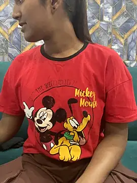 mickle james online show from March 2026 01:33:02 AM