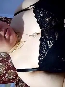 Hnonasix89 online show from April 2026 08:42:02 PM