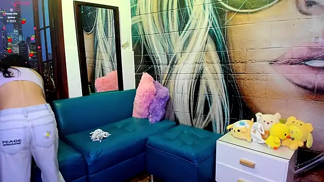 Giaa rossi online show from December 2025 02:11:01 PM