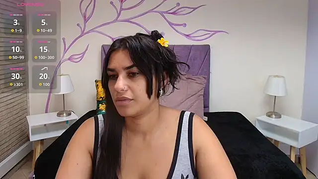 Lia Blake  online show from September 2025 12:05:02 PM