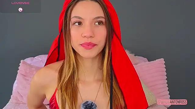 AntonellaaRossii online show from June 2026 04:13:01 PM