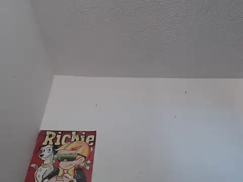 Thomasjons  online show from October 2025 07:23:01 PM