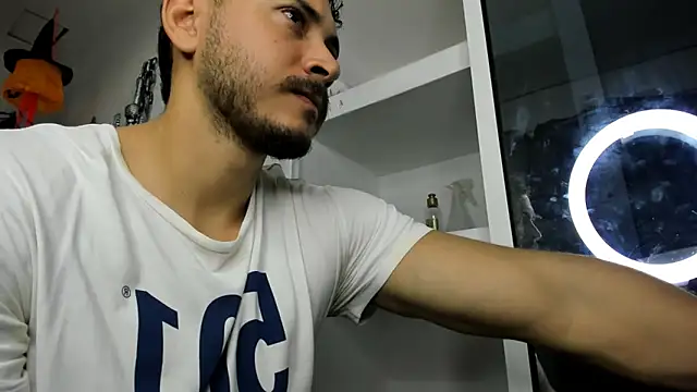 ashlan king online show from November 2025 12:23:02 PM